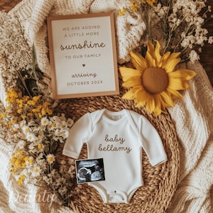 Boho Sunshine zwangerschap aankondiging digitale sjabloon zomer baby onthullen genderneutraal eenvoudige zonnebloem baby aankondiging minimalistisch