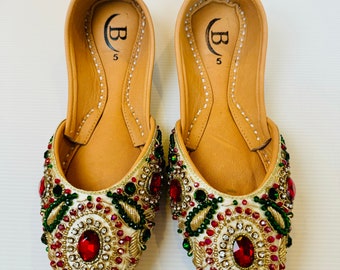 Bisma Handmade Khussa Mojri Indian Punjabi Jutti, Wedding Party Style Heera (B6)