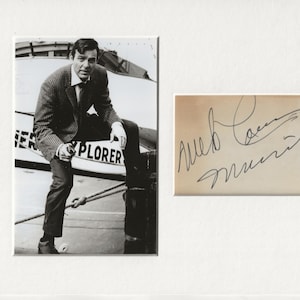 Mike Connors mannix signed genuine authentic autograph signature UACC RD COA