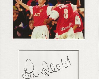 Photo Encadrée Signée Bobby Robson - Format A4 Avec Certificat D'authenticité - Angleterre Italie 90