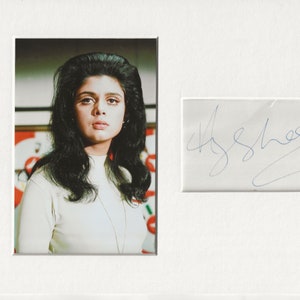 Ayshea Brough ufo signed genuine authentic autograph signature UACC RD COA