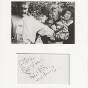 Juliet Mills carry on signed genuine authentic autograph signature UACC RD COA