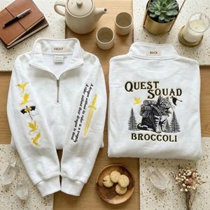 Quest Squad Brokkoli Viertel Zip Sweatshirt, Onyx Storm Basgiath Dragon Rider Besticktes Shirt Geschenk