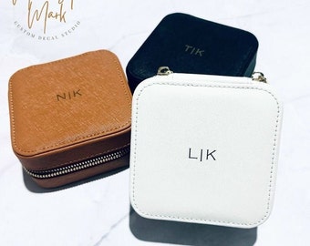 Real Leather Personalised Jewellery Box – Saffiano Travel Case Organizer – Personalized Jewelry Gift for Bridesmaids or Her