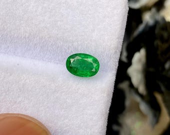 Natural Zambian Emerald , Oval Cut , 0.58 Carats Weight , 6 × 4.2 mm Size , Loose Emerald , Untreated Emerald , Beautiful Oval Shape Emerald