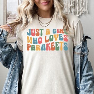 Just A Girl Who Loves Parakeets Shirt, Parakeet Sweatshirt, Budgie Hoodie, Parakeet Lover Shirt, Budgie Owner Gift, Budgie Bird Lover