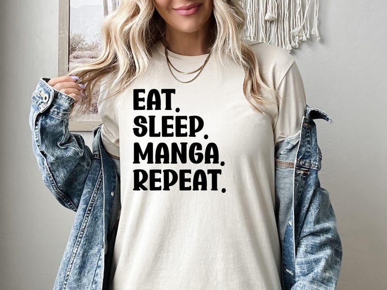 Camiseta de manga Eat Sleep Repeat, sudadera de manga, sudadera con capucha de manga, regalo para amantes del manga, cuello redondo otaku, camiseta para fanáticos de los cómics japoneses imagen 2