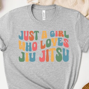 Just A Girl Who Loves Jiu Jitsu Shirt, Jiu Jitsu Mom Sweatshirt, Funny Jiu Jitsu Mom Hoodie, Game Day Jiu Jitsu Shirt, Sport Shirt Bild 5