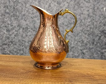 Handmade copper pitcher, copper hammered jug, 2 liters drinkware, water pitcher, bar decor, pure copper carafe, water dispenser set