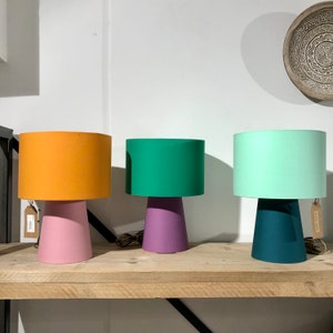 Table lamp made entirely of lampshade material in caramel and lilac. Colorful and handmade. Many combinations possible. Ask image 3