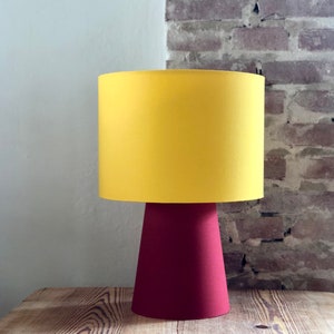 Table lamp made entirely of lampshade material in caramel and lilac. Colorful and handmade. Many combinations possible. Ask image 9