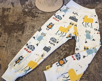 Sporty Animals trousers, size 98/104 for 2-4 years