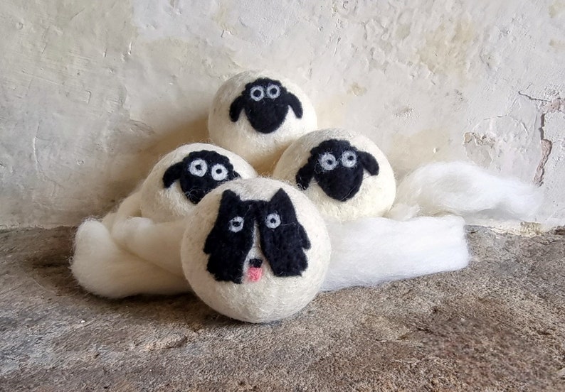Boules de séchage entièrement en laine lot de 4. Laine britannique, faite main à Dartmoor. Sheep Dog and Flock