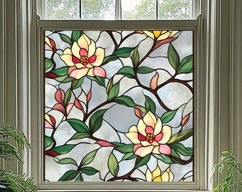 Película de privacidade para janelas sob medida, em vinil adesivo, com estampa floral em estilo vitral.