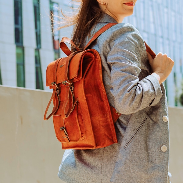 Classic Leather Rolltop City Backpack - Premium Handmade Full leather Backpack Rollin suitable for 13" Laptop