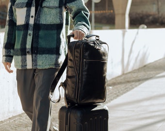 Sac à dos de ville et de voyage en cuir haut de gamme - Sac de cabine de voyage en cuir complet unisexe fait à la main Cestuy avec système de poche et sangles réglables