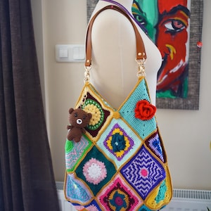 Crochet Granny Square Hobo Bag, Slouchy Shoulder Bag, Large Crossbody Bag, Boho Crossbody Bag, Crochet Purse, Tote Bag with Charm Holder