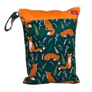 Wetbag Fuchs mit Namensaufdruck ca. 30 x 40 cm für feuchte Kleidung, Wechselwäsche, als Kitabeutel waschbar, geruchsdicht & langlebig Ohne Namen