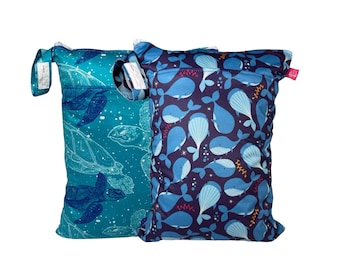 Personalizable wetbag set of 2 "Water Turtles & Whales" - for a change of clothes, swimwear, changing clothes, for travel and everyday life