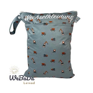 Personalisierbarer Wetbag "Baustelle 2" (ca. 30 x 40cm): Wäschesack mit 2 Fächern für Badesachen, Stoffwindeln, Wechselkleidung - waschbar