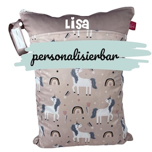 Wetbag mit Name: "Einhörner", 2 Fächer für Trockenes & Feuchtes für Kita, Schule und Alltag - waschbar -  geruchsdicht, langlebig