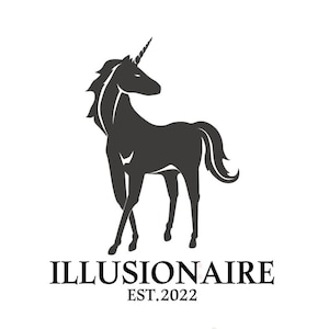 Könnte beinhalten: Schwarz-weiße Silhouette eines Einhorns mit einem Horn, das auf allen vieren steht. Der Text "ILLUSIONAIRE EST. 2022" befindet sich unterhalb des Einhorns.