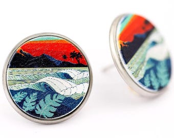 Pendientes de surf de madera hawaianos: Tachuelas de ondas tropicales