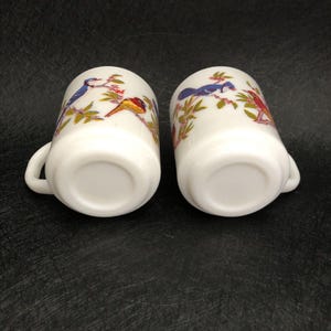 Lot De 4 Mugs Vintage Arcopal – Verre Laiteux, Motif Fleurs Abstrait, Années 70