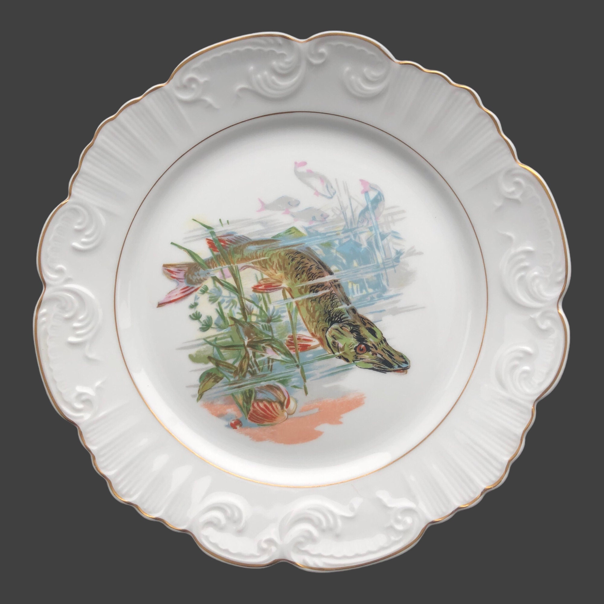 Porcelain Fish Dinner Plates Made in Portugal Vista Alegre Scalloped