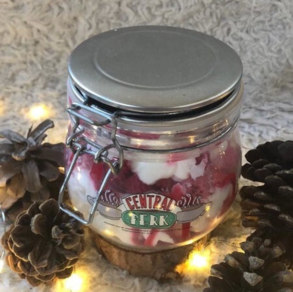 Bougie Gourmande à La Fraise Dans Son Joli Bocal Friends