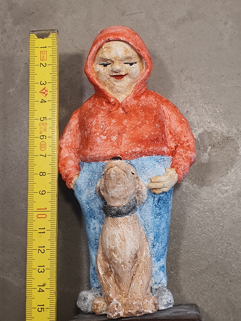 Klein-Garten-Mann/Frau mit Hund Bild 6