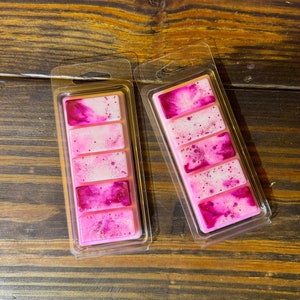 Frosted animal cookie snap bar wax melt