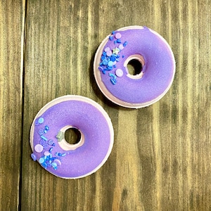 Bomba de baño de donut de vainilla y frambuesa