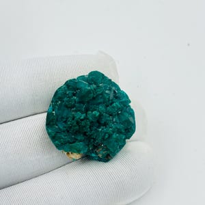 Dioptase Crystal - Dioptase Specimen - Dioptase - Green Dioptase Crystal - Dioptase Congo - Raw Dioptase Crystal - Dioptase Crystal