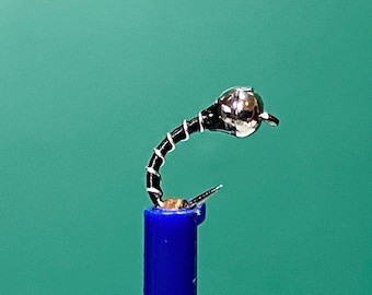 ¡Mosquito cebra! Famoso y de eficacia comprobada. Excelentes combinaciones de colores para trucha. ¡Moscas de pesca con mosca de la tienda de pesca más vendida de Etsy!