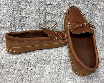 Men's Size 8 Double Soled & Lined Leather Moccasins
