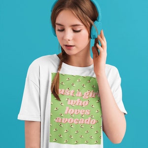 Love Avocado Shirt-Vegan Shirt-Vegan-Aesthetic Clothes-Avocado Gift-Botanical Shirt-AVOCADO-Gift for Women-Eco Friendly-Mom Gift-Retro Shirt