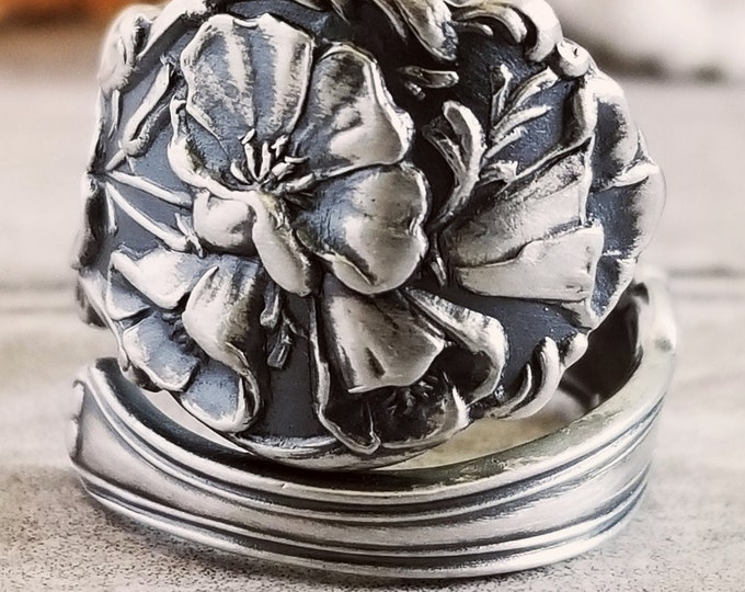 Sterling Poppy Ring, Poppies Wildflower Ring, Vintage Spoon Ring, Vintage Flower Ring, Sterling Silver Flower Spoon Ring, Unique Gift, 1460
