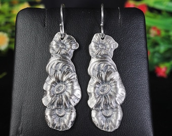 Art Nouveau Daisy Earrings, Daisy Silver Earrings, Flower Earrings, Dangle Daisy Silver Earrings, Floral Earring, Bridal Earrings 463-E