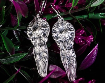 Chrysanthemum Earrings, Art Nouveau Earrings, Chrysanthemum Flower Earrings, Silver Flower Earrings, Chrysanthemum Dangle Earrings 344-A