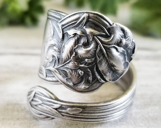 Spring Iris Flower Ring, Vintage Iris Floral Spoon Ring, Antique Sterling Spoon Ring, Sterling Spoon Ring, Art Nouveau Flower Ring, 110B