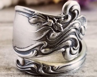Violet Flower Sterling Spoon Ring, Floral Spoon Ring, Vintage Spoon Ring, Art Nouveau Sterling Silver Spoon Ring, Silver Flower Ring, 1180B