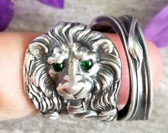 Sterling Lion With Emerald Eyes, Lion Sterling Spoon Ring, British Lion Spoon Ring, Vintage Spoon Ring, Sterling Silver Spoon Ring, 630E