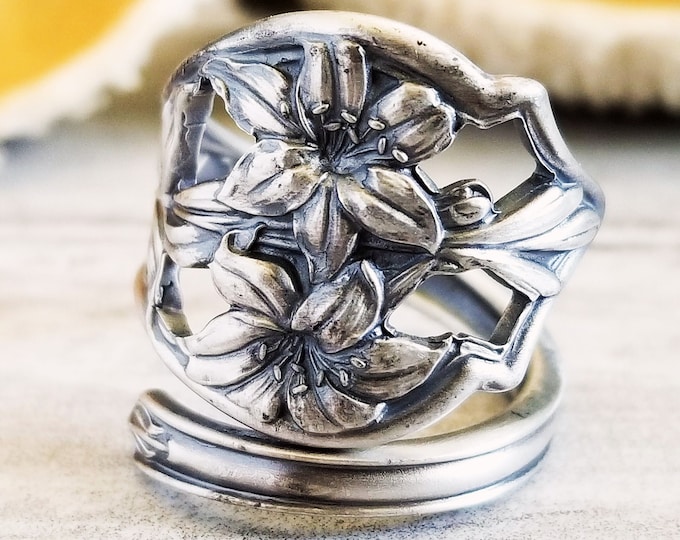 Silver Lily Spoon Ring, Art Nouveau Lily Ring, Antique Floral Sterling Silver Spoon Ring, Vintage Flower Spoon Ring, Boho Floral Ring, 649