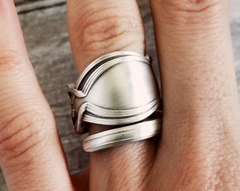 Chic Art Nouveau Ring, Sterling Antique Wrap Ring, Vintage Victorian Twist Ring, Vintage Spoon Jewelry, Sterling Silver Spoon Ring, 670B