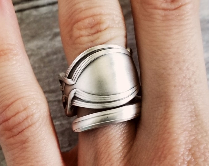 Chic Art Nouveau Ring, Sterling Antique Wrap Ring, Vintage Victorian Twist Ring, Vintage Spoon Jewelry, Sterling Silver Spoon Ring, 670B