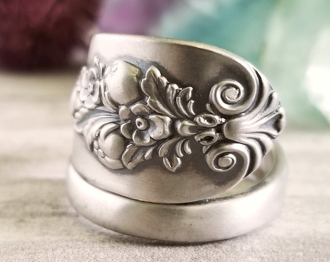 Sterling Silver Fruit Ring, Vintage Grapes & Pear Ring, Fruit Spoon Ring, Art Nouveau Sterling Floral Ring, Berry Fruit Ring, 1491