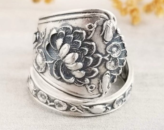 Sterling Lotus Ring, Waterlily Spoon Ring, Vintage Floral Ring, Vintage Lily Flower Jewelry, Antique Sterling Silver Spoon Ring, 292
