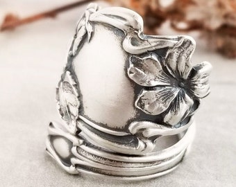 Violet Flower Sterling Spoon Ring, Floral Spoon Ring, Vintage Spoon Ring, Art Nouveau Sterling Silver Spoon Ring, Silver Flower Ring, 521
