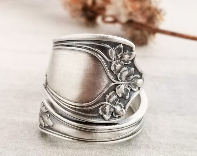 Unique Vine Leaf Sterling Ring, Handmade Silver Botanical Ring, Vintage Ring, Vintage Jewelry, Nature Inspired Spoon Ring, Leaf Ring, 984